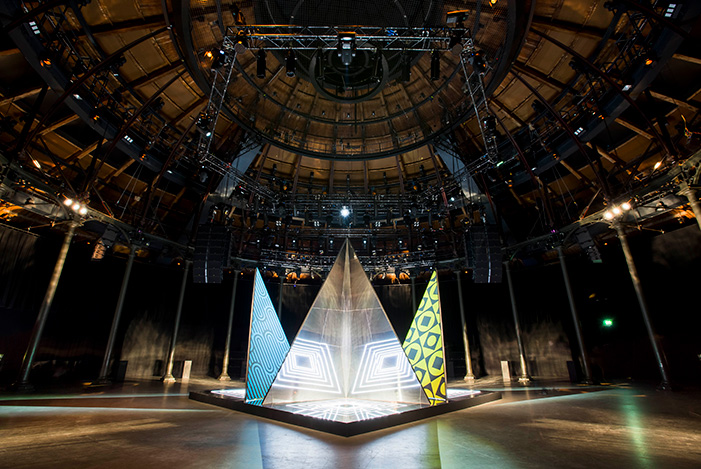Set Construction in UK | Blackfriars Staging gallery image 2